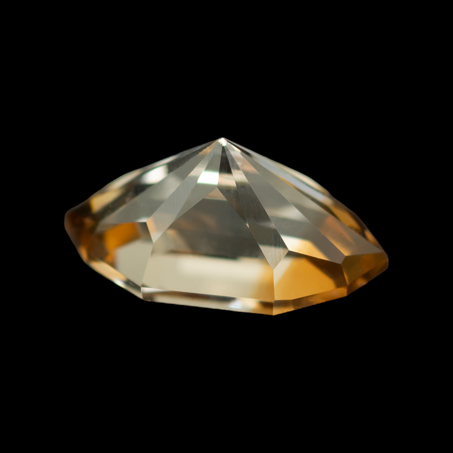 Honey Zircon, 1.34ct, 8.08x4.48mm