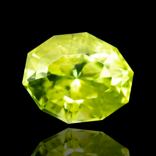 Peridot, 1.64ct, 7.52x6.5mm