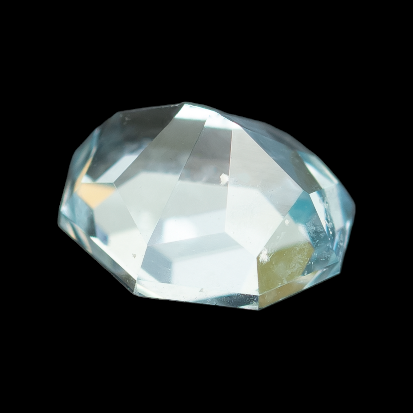 Aquamarine, 0.45ct, 5.53x4.6mm