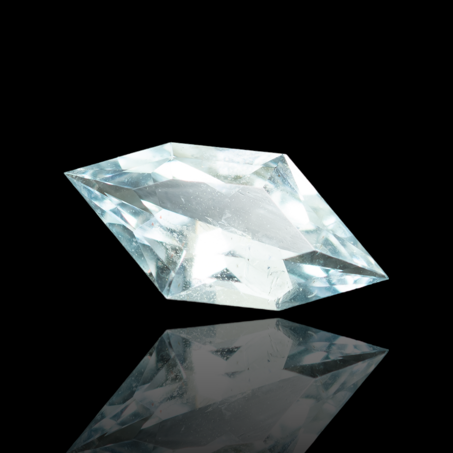 Aquamarine, .49ct, 9.18x4.34mm