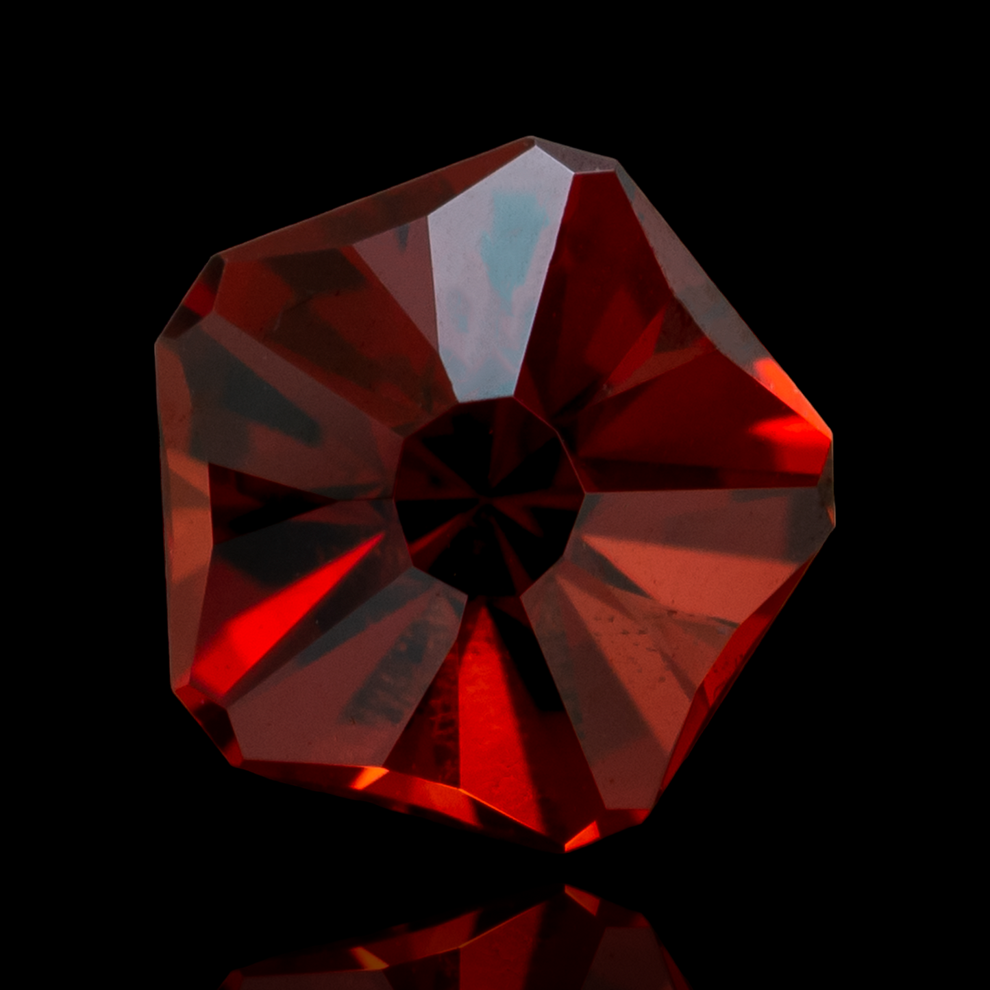 Pyralspite Garnet, 1.08ct, 6.01mm