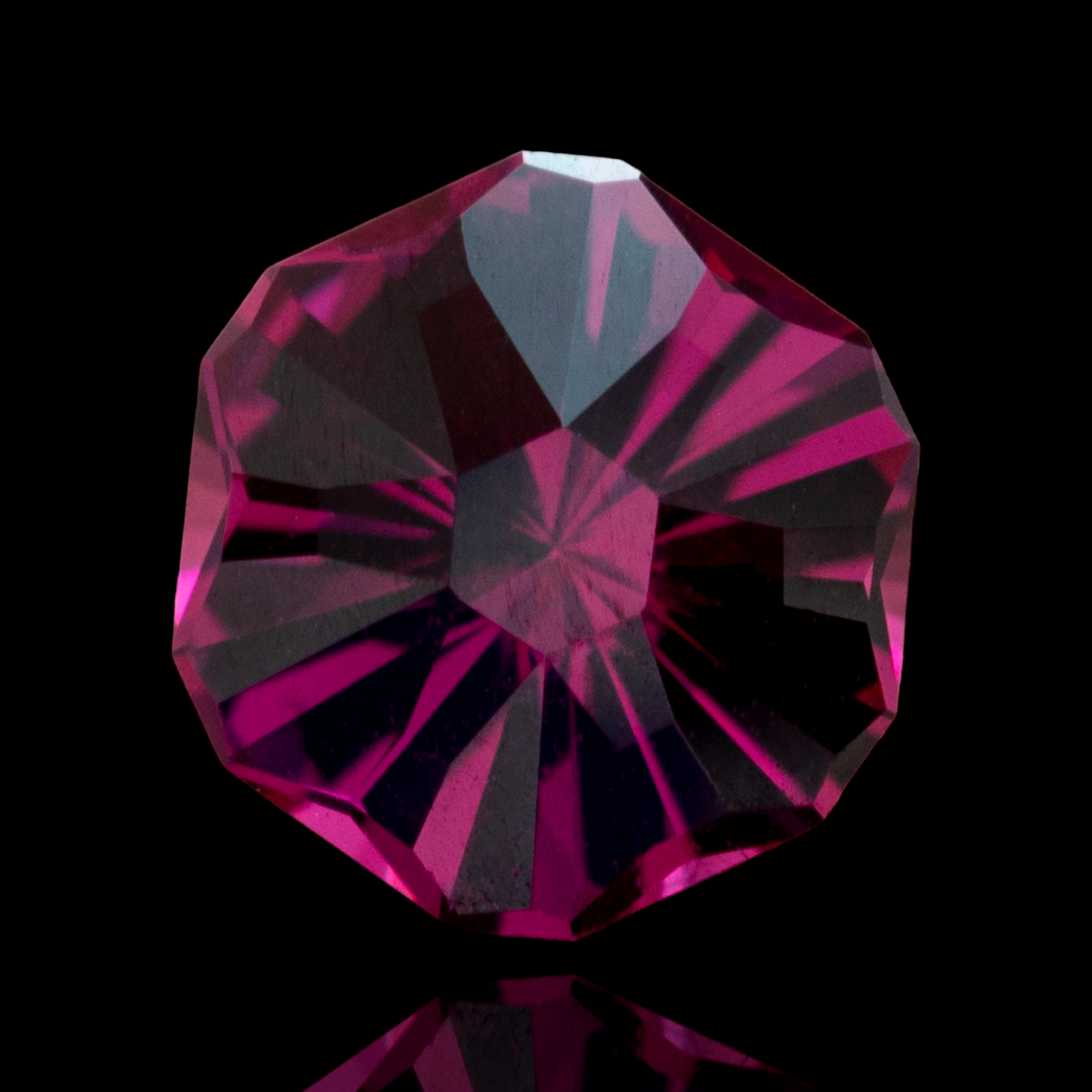 Rhodolite Garnet, 1.15ct, 6.62mm