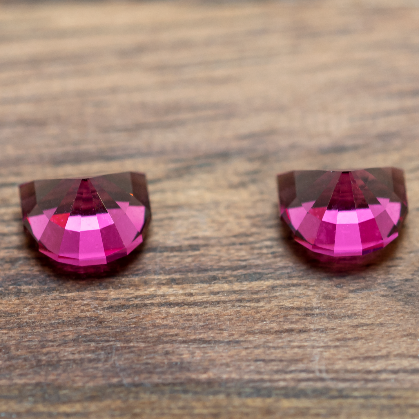 Rhodolite Garnet Pair, 1.22tcw, 4.96x4.24mm