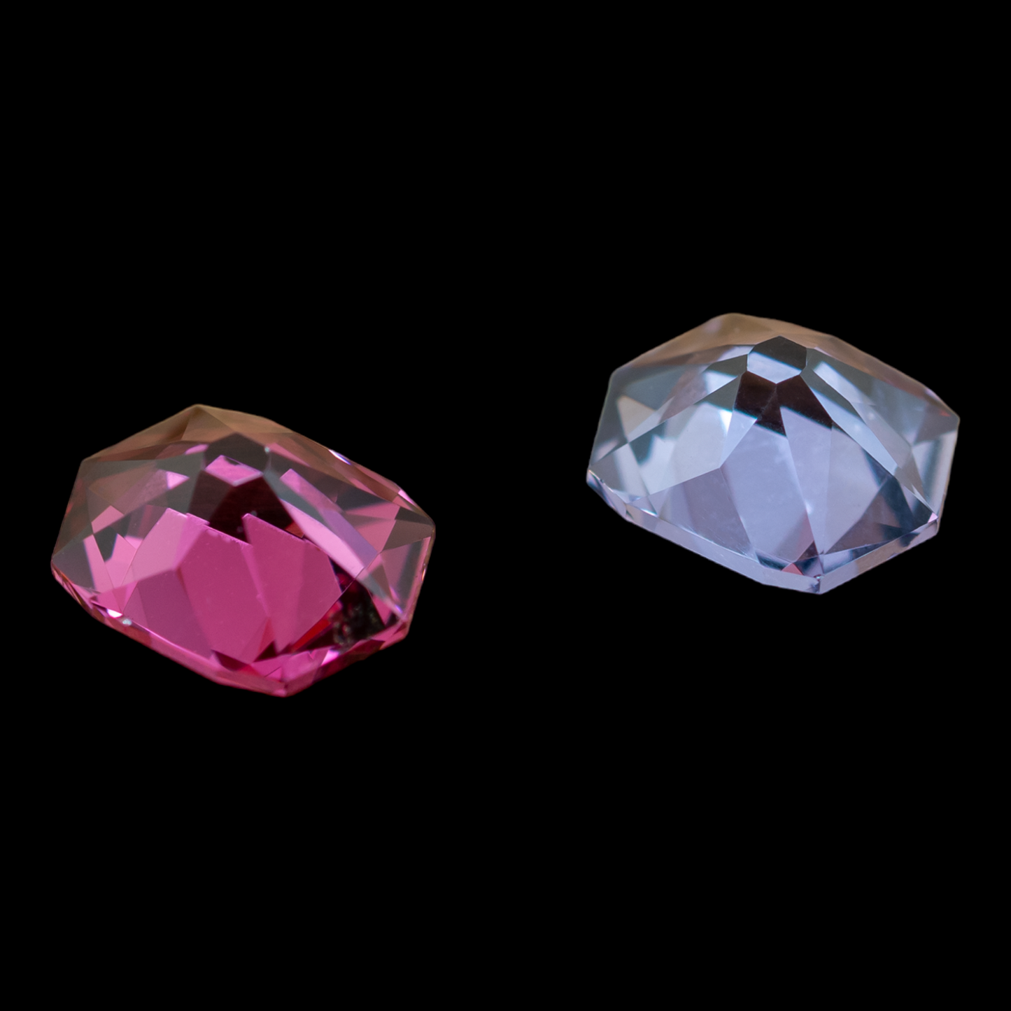 Miss-Matched Color Pair, Pink Garnet 0.75ct, Blue Spinel 0.70, 6.13x4.67mm