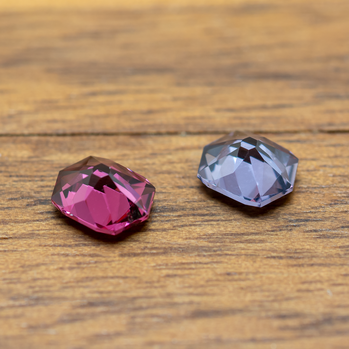 Miss-Matched Color Pair, Pink Garnet 0.75ct, Blue Spinel 0.70, 6.13x4.67mm