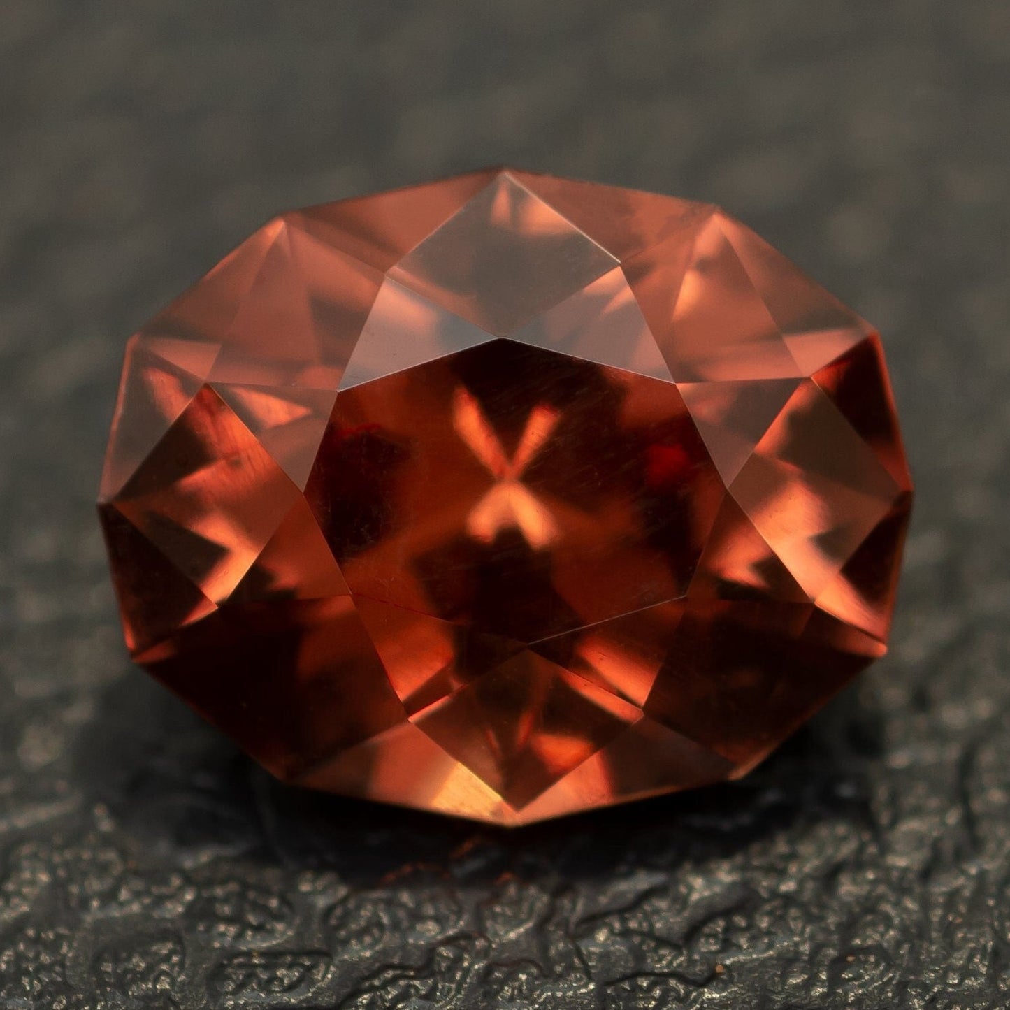 Garnet, 1.53ct, 7.63x6.16mm